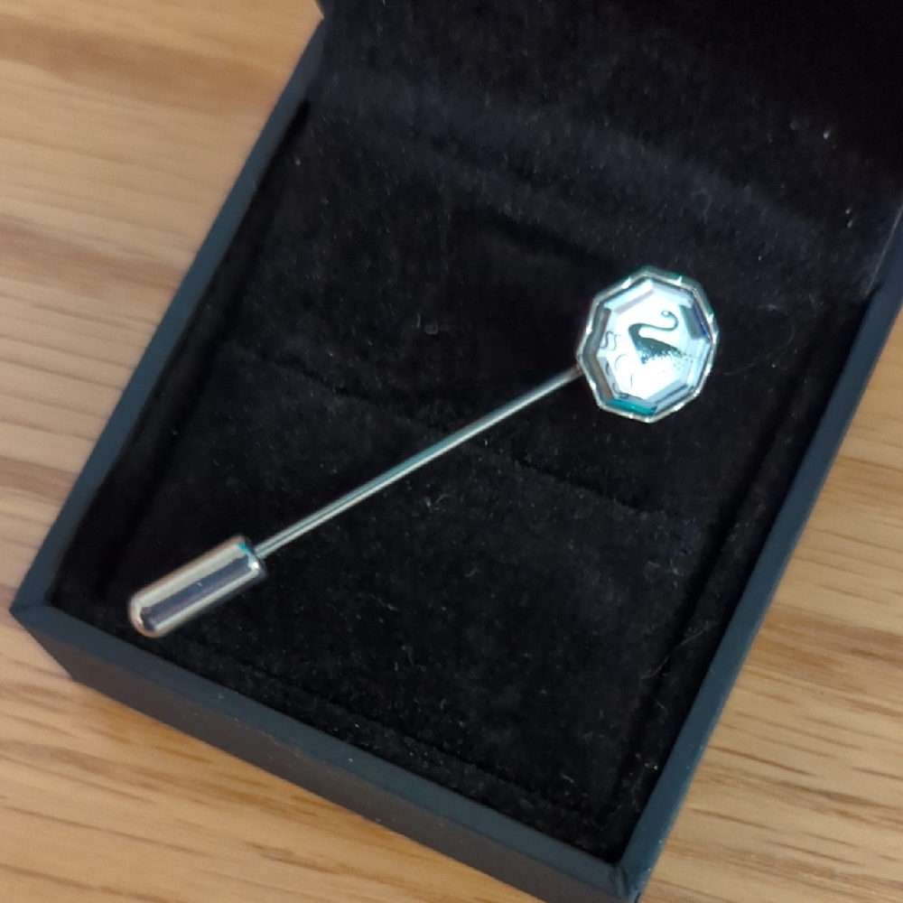 Swarovski Silver Swan Pin